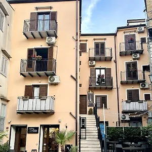 https://il-carro-comfortable-rooms.sicilyhotelsitaly.net